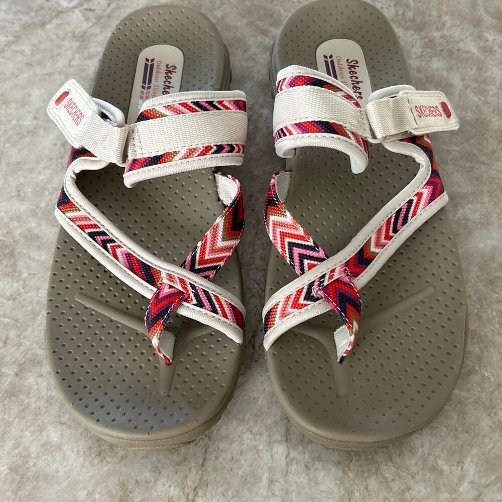 SKECHERS Reggae Sandals Size 10